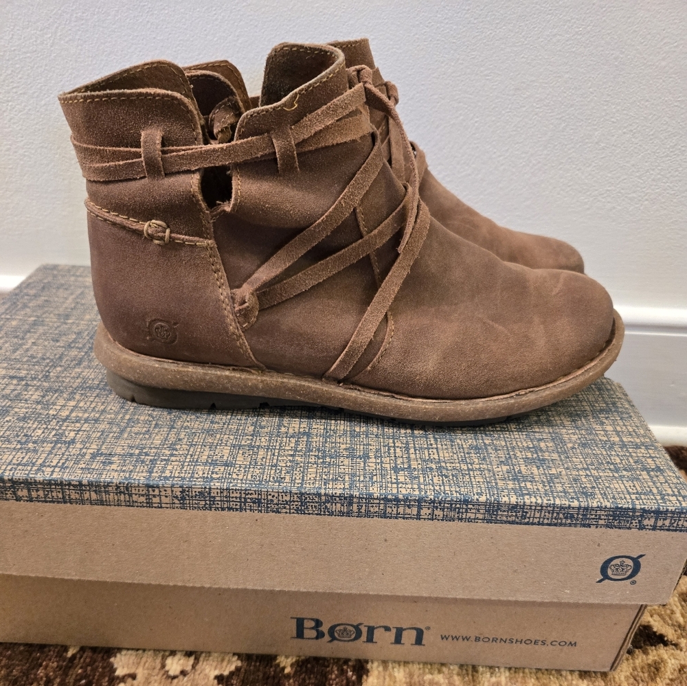 Born Women's Tarkin Brown Boots Size 8 - Picture 2 of 8